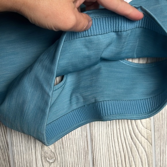 Nike Womens Sports Bra Training Size Medium Blue Dri Fit - Picture 3 of 5